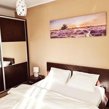 Ideal Apartments Oradea Extérieur photo